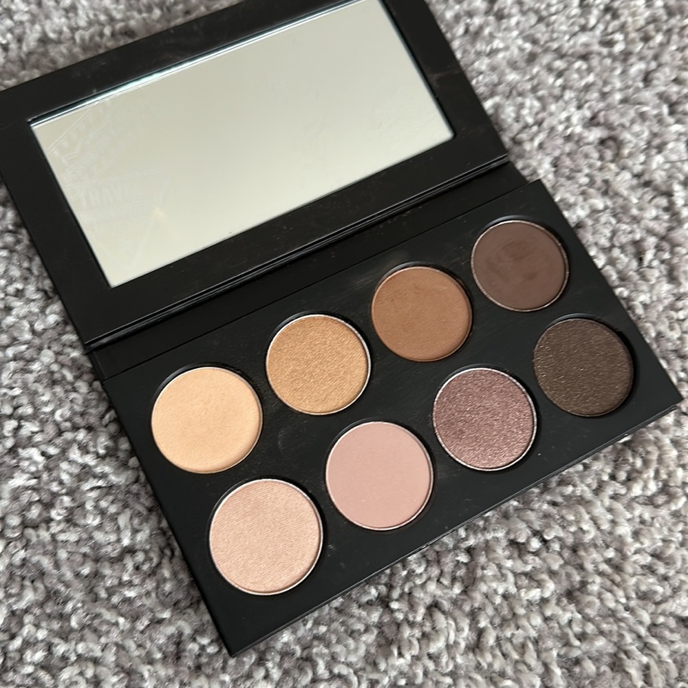 Mac eye shadow travel